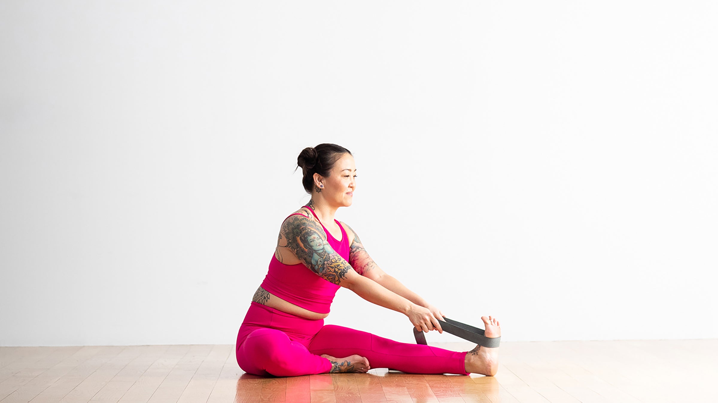 Join Me in My Blissful Seven-Day Yoga Challenge for Unsettling Times | The  New Yorker