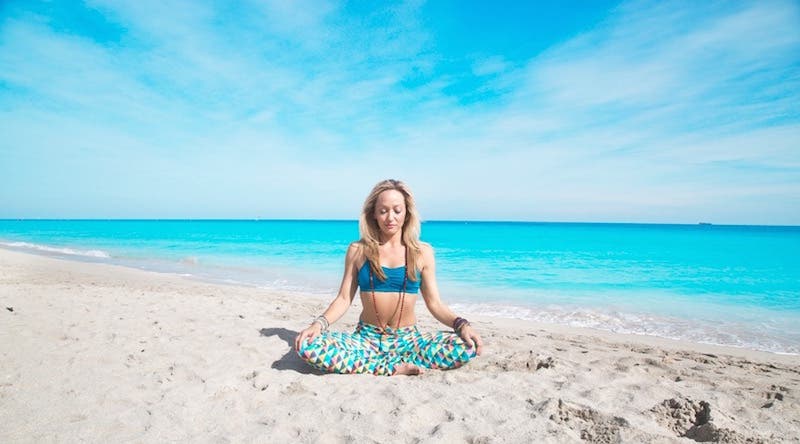 Kino MacGregor Sukhasana