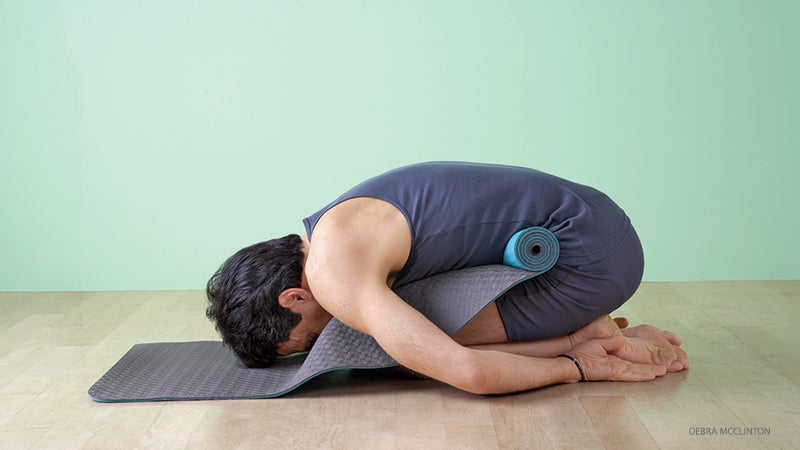 Challenging Yoga Pose, Forearm Balance / Pincha Mayurasana - YouTube