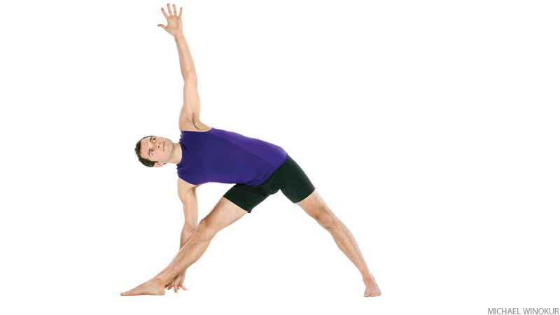 Perfect the Pose: Extended Triangle | Alo Yoga
