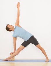 Learn Yoga's Key Pose Utthita Trikonasana (Extended Triangle Pose)