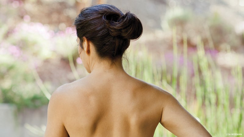 Beauty in Asana: How Yoga Helps One Woman Find Beauty In Her Body