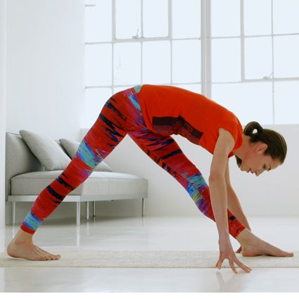 Splits In Yoga: Variations & 6 Preparation Poses - Welltech