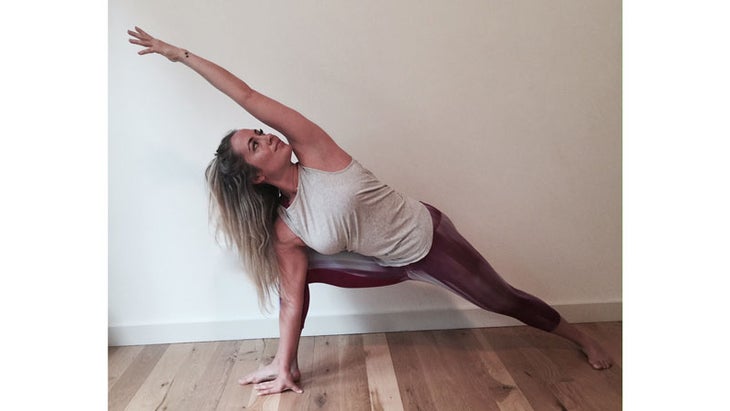 Kathryn Budig's Perfect-Posture Secret: Anti-Slouch Yoga Strap Trick