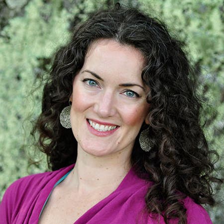 Sage-Rountree-online-yoga yoga teacher Sage Roundtree