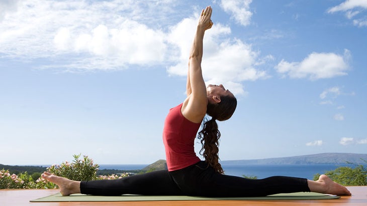 Lightweight travel yoga mat - Flowing Yoga with Elena