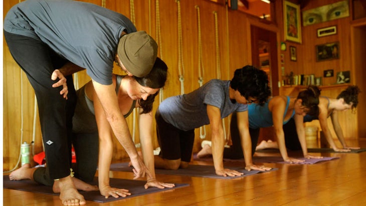 Vinyasa 101: 5 Things You Didn't Know About Vinyasa Yoga