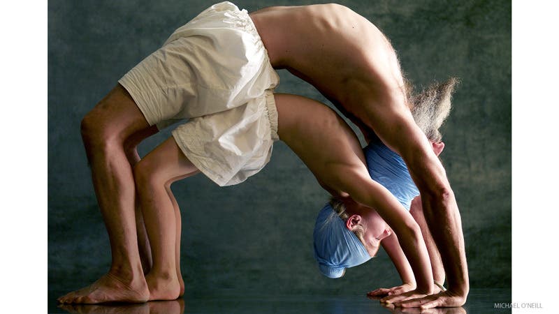 090A_ONEILL_YOGA_FO_05301TASCHEN Guru Prem Singh Khalsa and son from On Yoga by Michael O'Neill