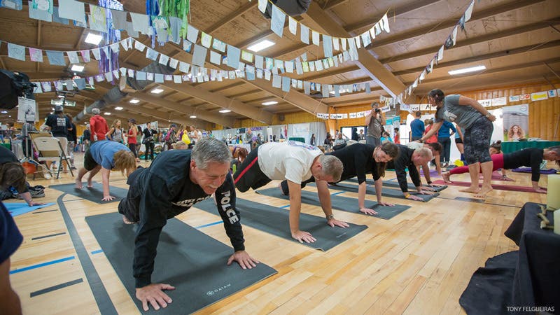 yj colorado, first responders, plank pose