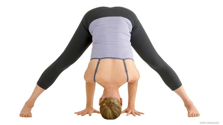HP_216_03 wide-legged standing forward fold, prasarita padottanasana