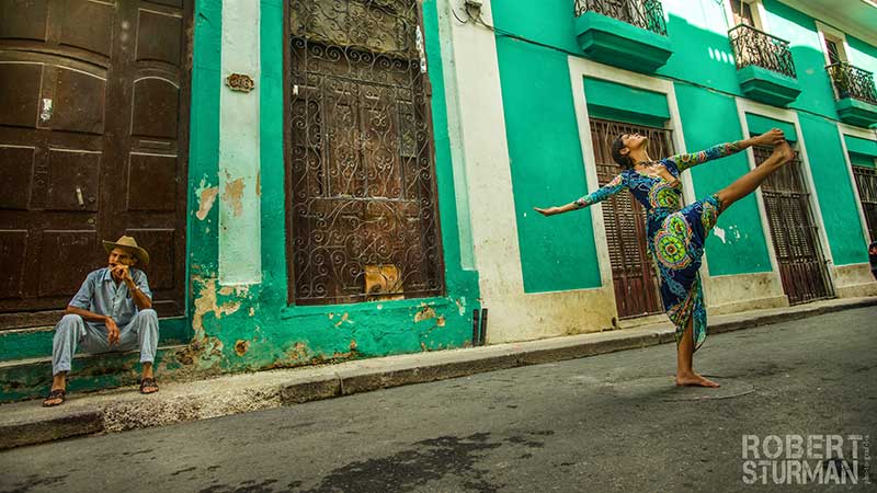 Rina-Jakubowicz-Bajos--Havana,-Cuba-(2)