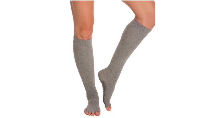 Thigh high yoga socks pattern by Yulia Ilinkova  Yoga socks pattern,  Outfit with leg warmers, Leg warmers