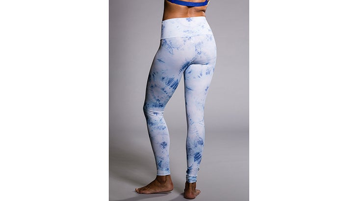 Spring 2016 Yoga Clothes Trend: High-Waisted Yoga Pants