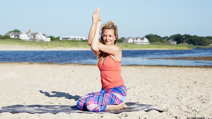 Colleen Saidman Yee performs Thunderbolt Pose with Eagle arms. Colleen Saidman Yee performs Thunderbolt Pose with Eagle arms.