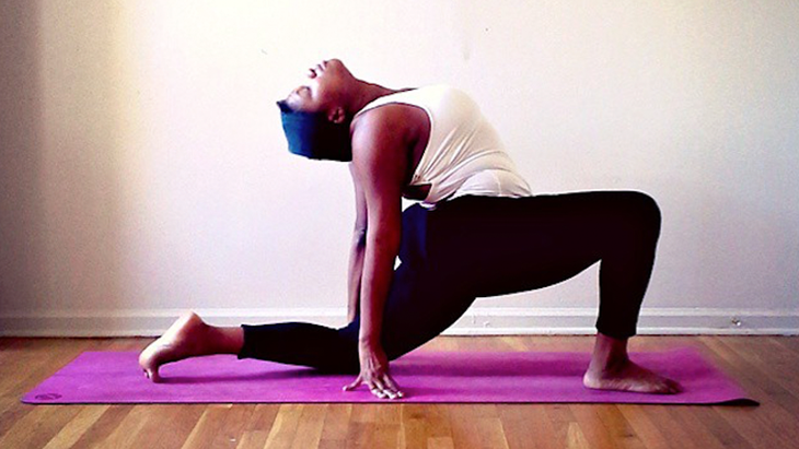 Tight Hips? You Need Jessamyn Stanley's Hanumanasana Prep