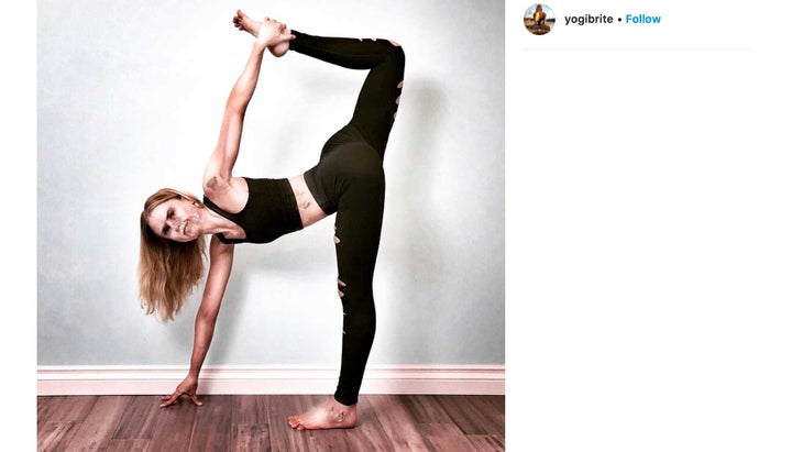 Yoga In Halloween Costumes: 12 Inspired Ideas