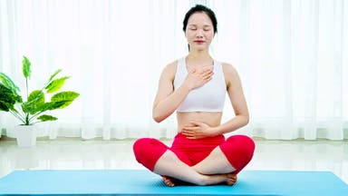 What to Eat Before and After Yoga, According to Top Nutrition Experts