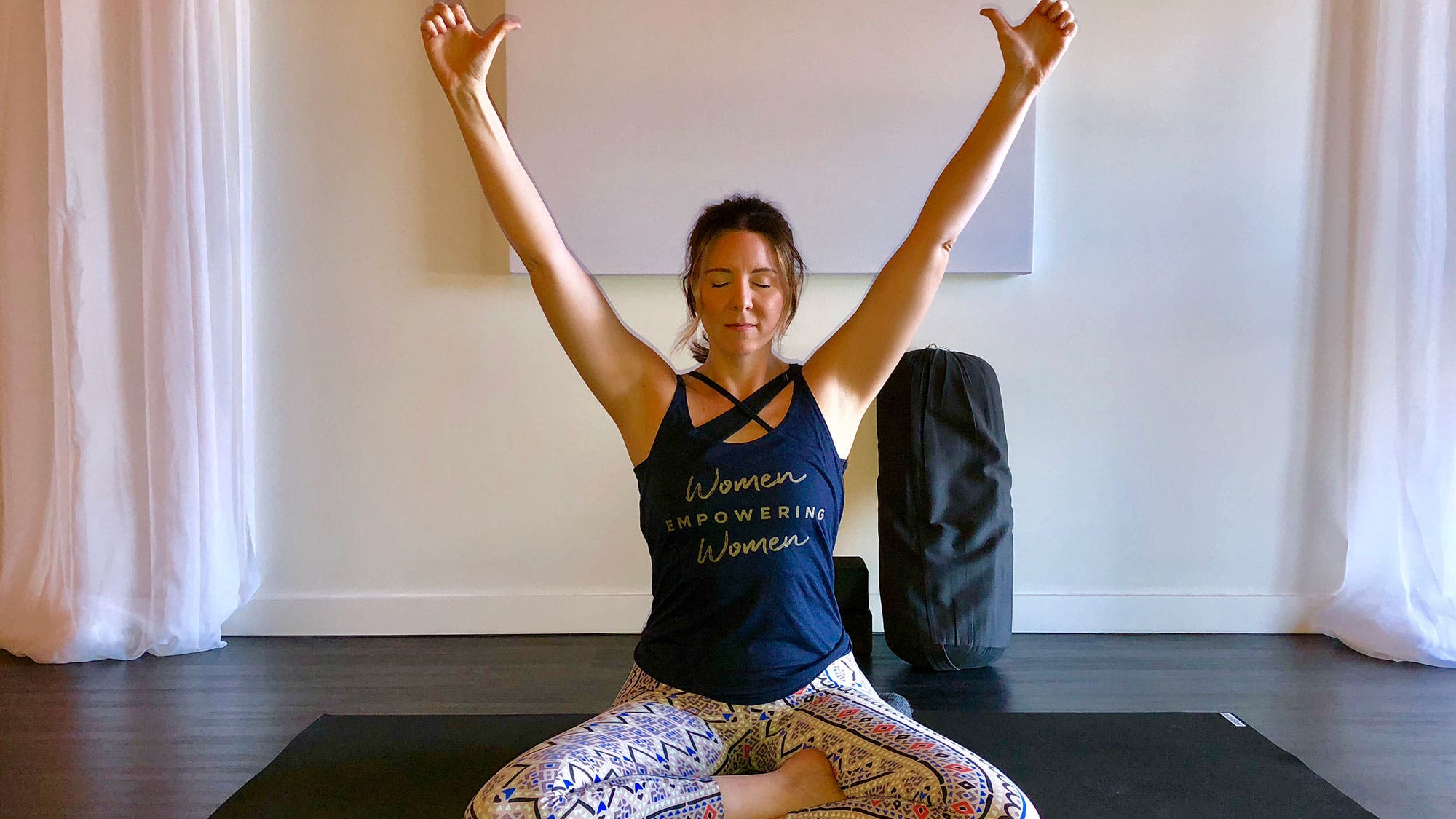 A TCM-Inspired Home Practice to Ease Holiday Stress