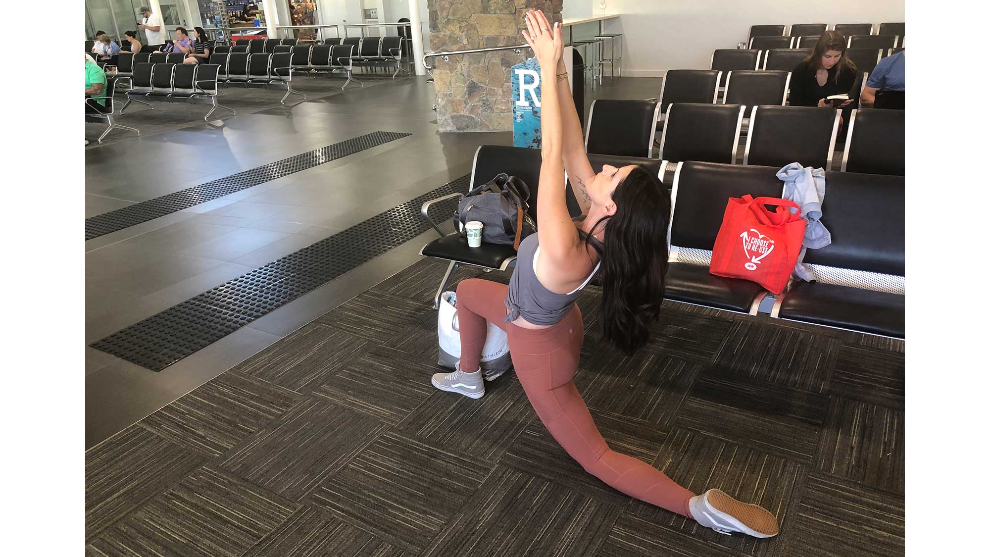 lowlunge Low Lunge, flight