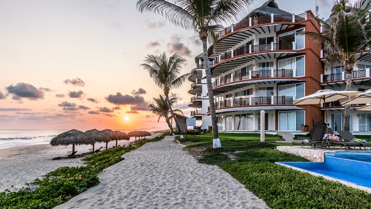 vivoresorts- Vivo Resorts in Puerto Escondido, Mexico