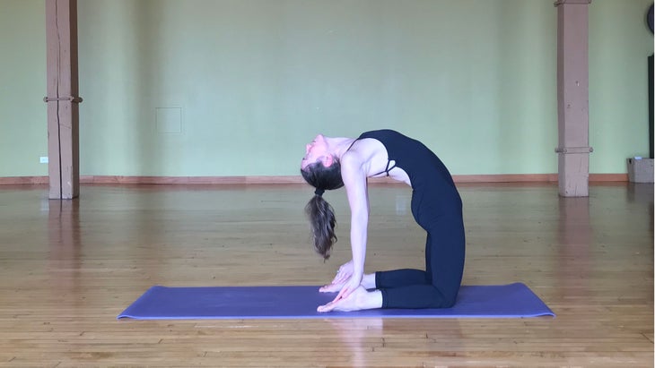 How to help wrist pain in yoga practice — Flow with Shell