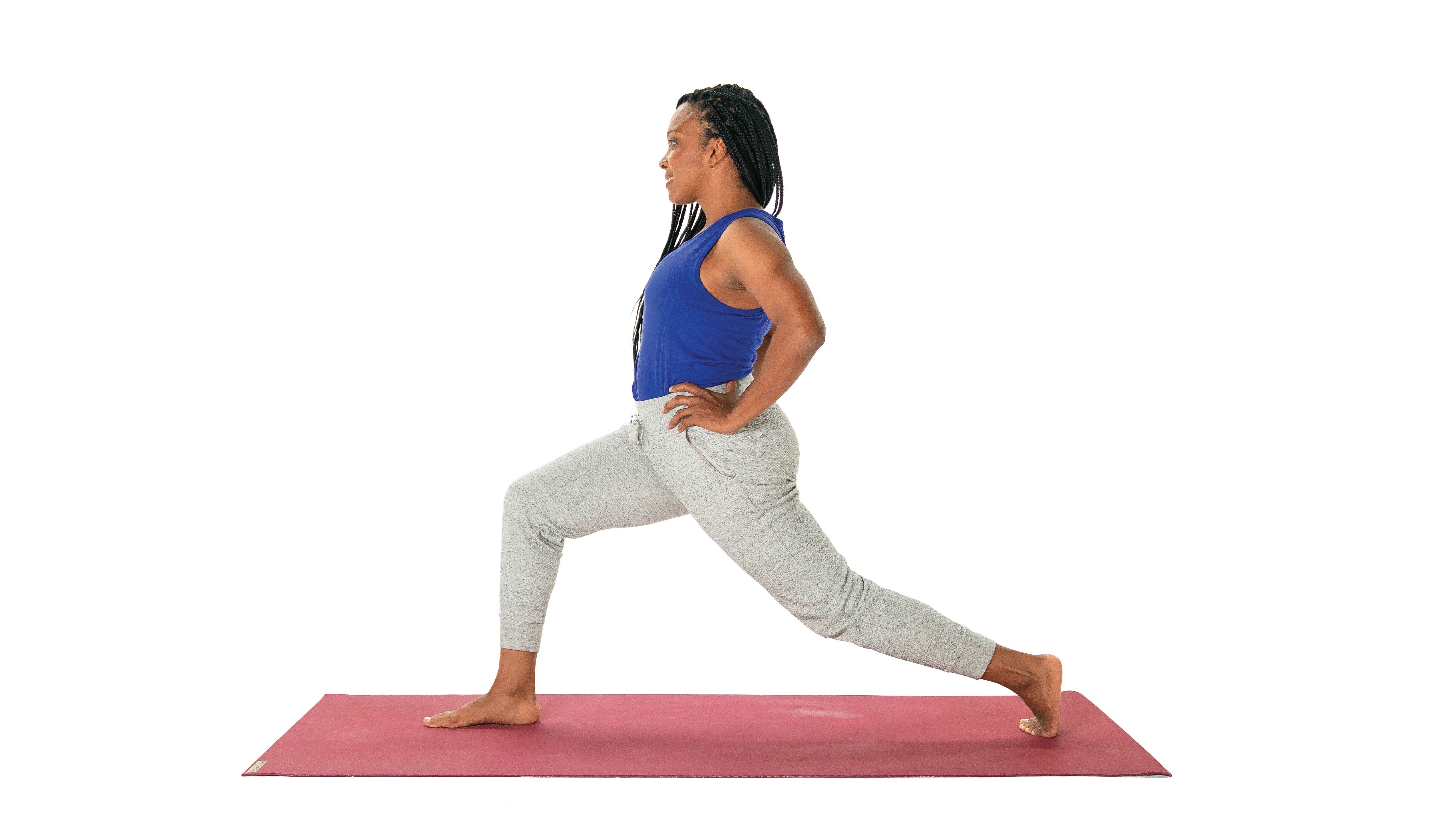 How To Do The Yoga Lunge Pose - Proper Form, Benefits, & Variations - The  Yoga Nomads