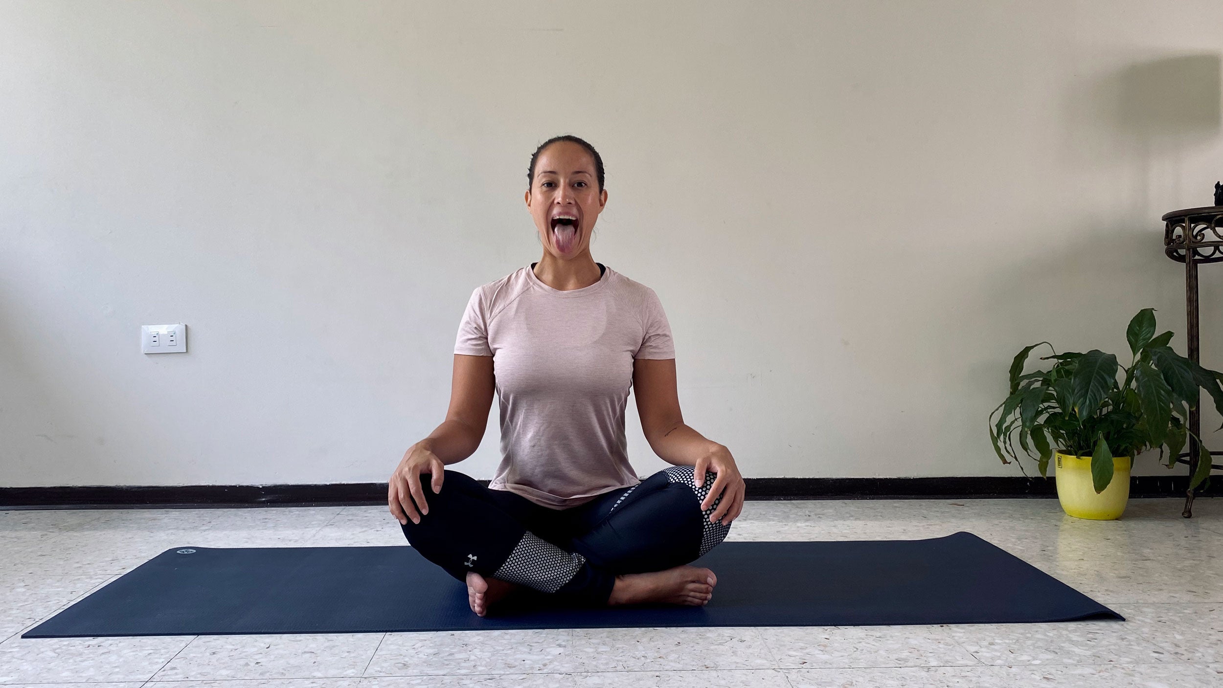 Archer Pose Yoga Tutorial – Himalayan Institute Online