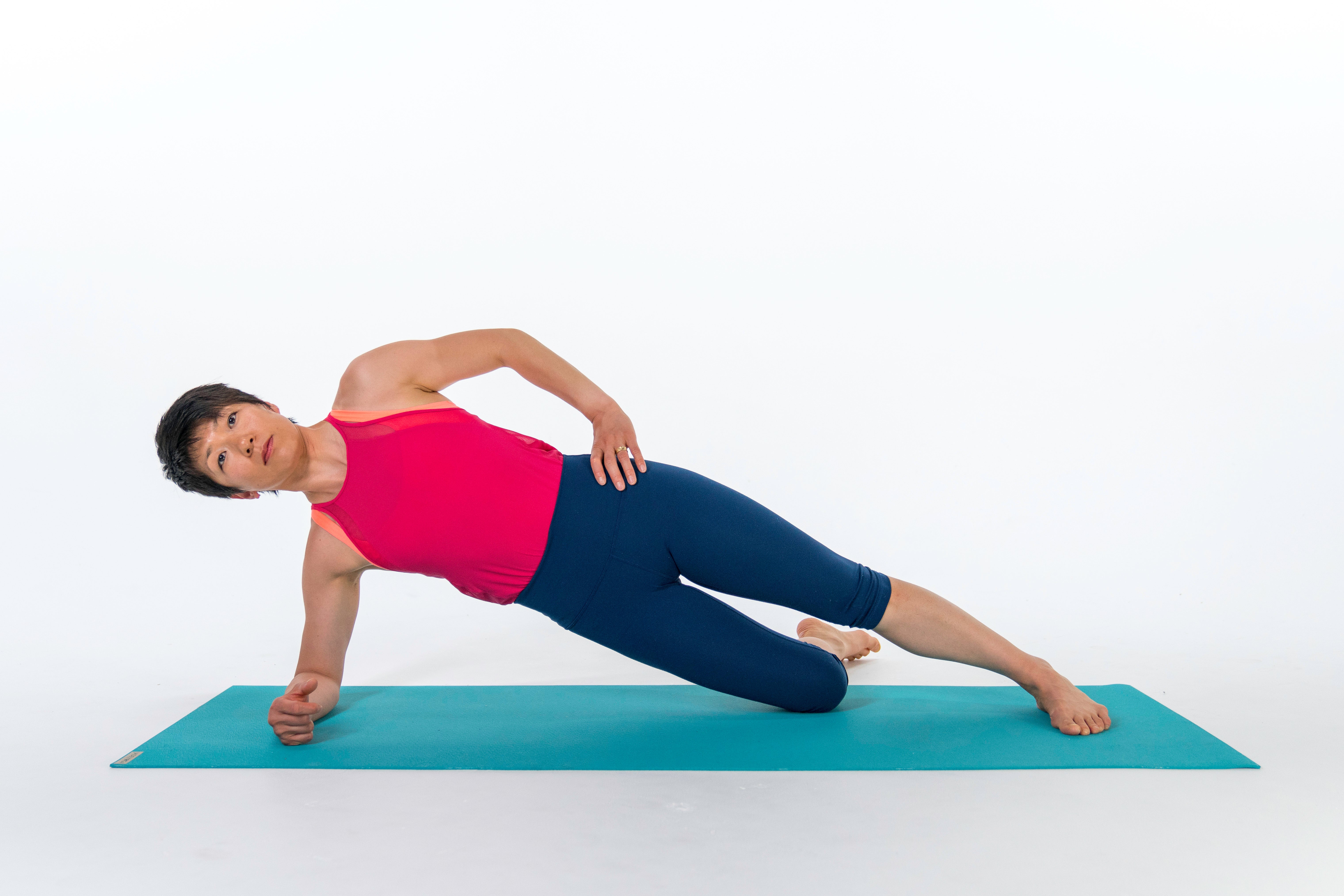 8 Yoga Poses for Golfers to Improve Your Swing | YouAligned.com