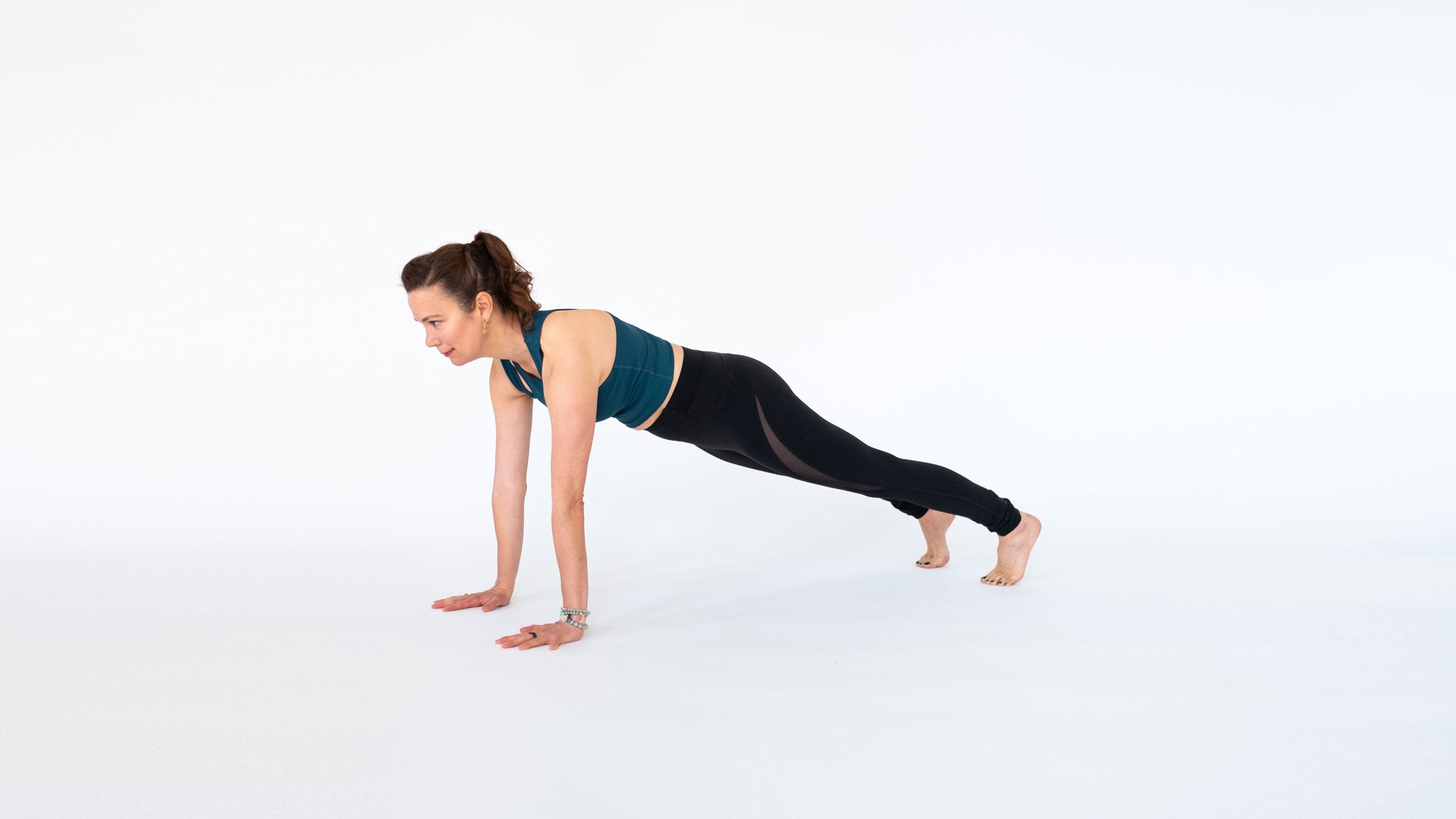 Scapula and Yoga - Mobility & Stability - YOGATEKET