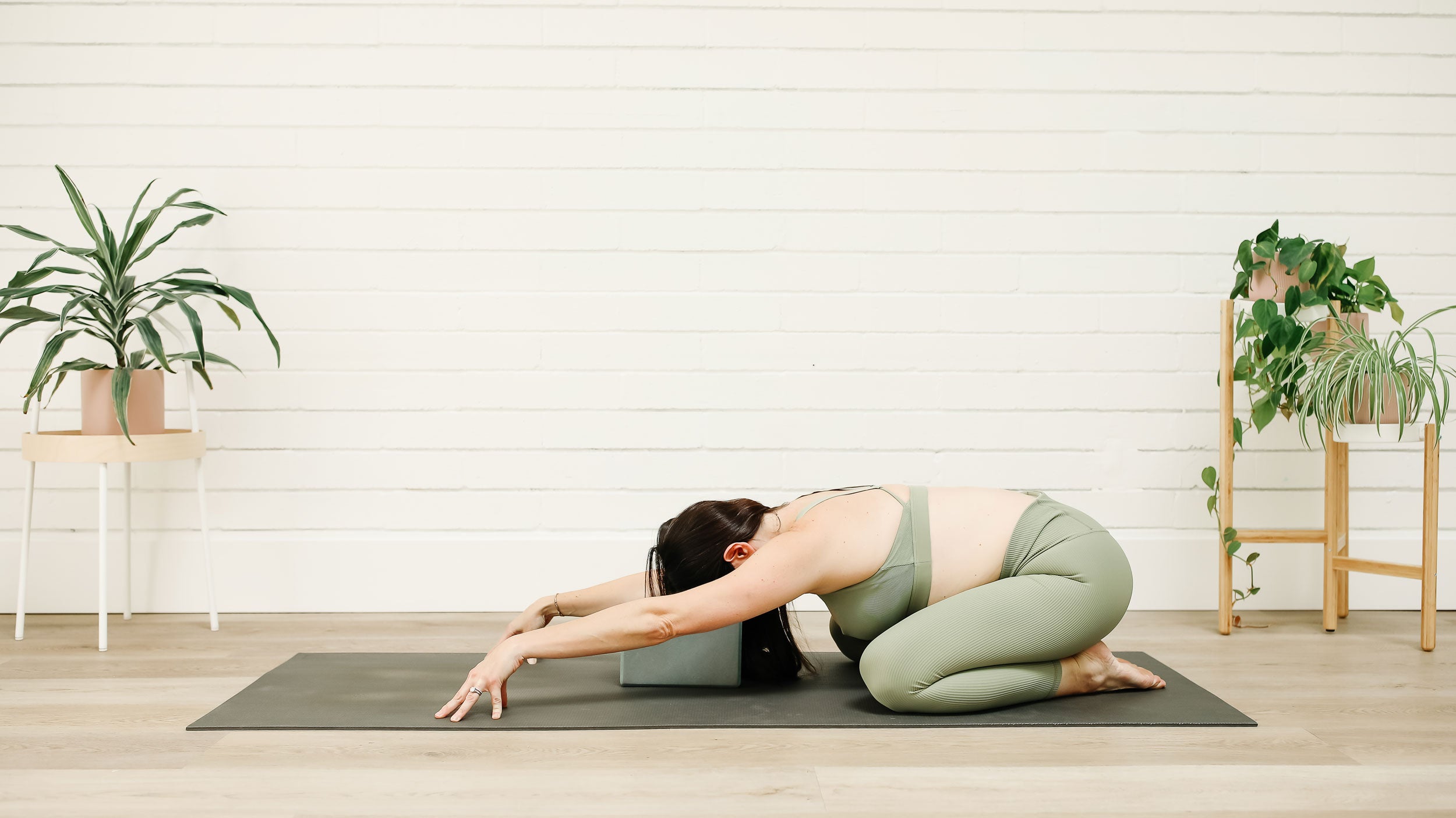 Unlocking Hip & Glute Flexibility: 5 Best Glute Stretches