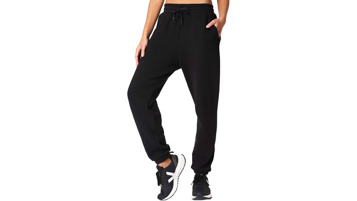 The Best Yoga Pants for Women 2021 - Yoga Journal