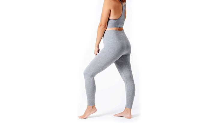 The Best Yoga Pants for Women 2021 - Yoga Journal