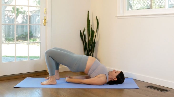 A 15-Minute Yoga Flow That's Perfect for Impossibly Busy Days