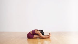 Stretches for Plantar Fasciitis: 6 Yoga Poses to Relieve Heel Pain