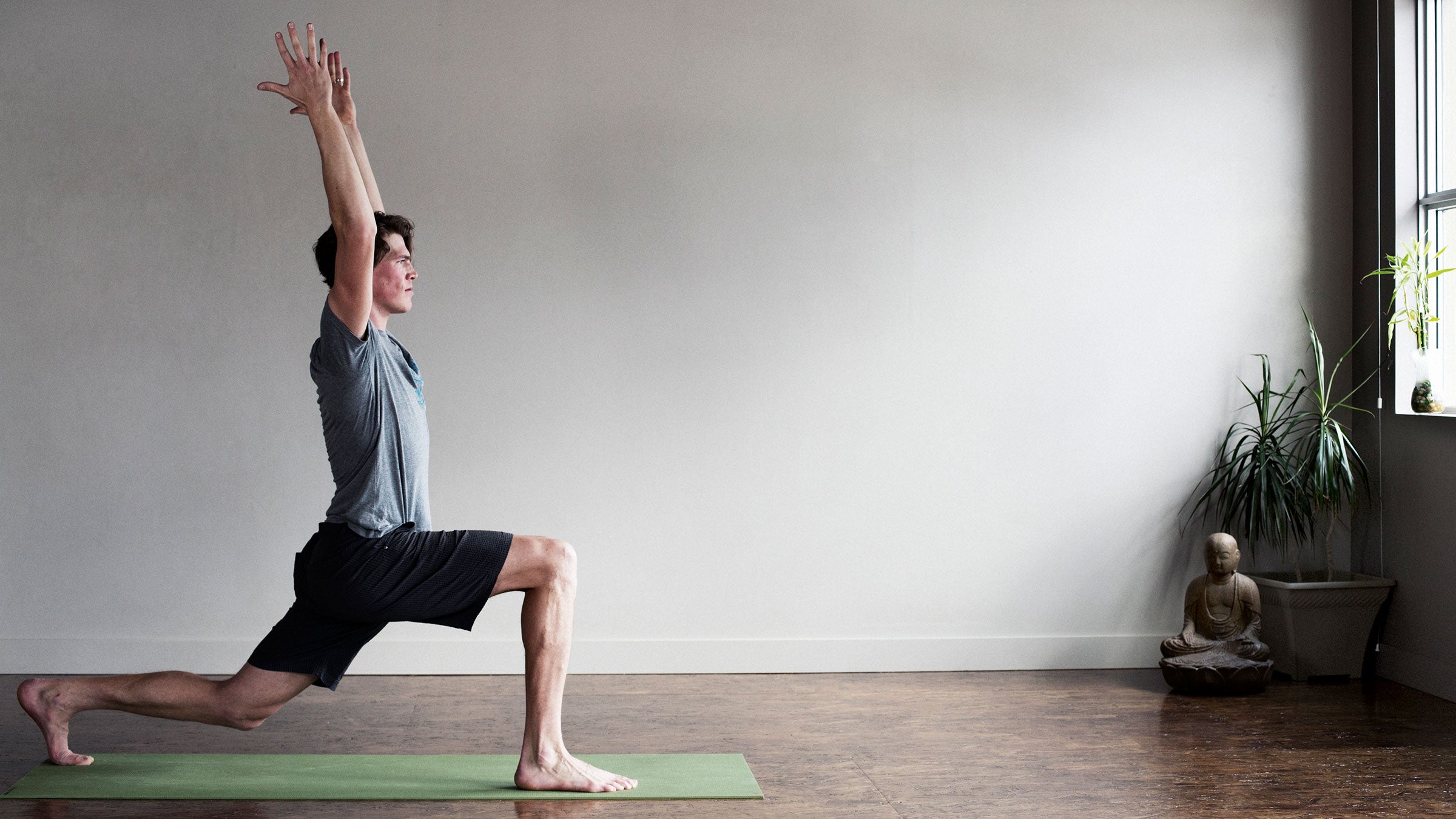 Yoga Clothes for Men Who Are Embarrassed to Wear Yoga Clothes