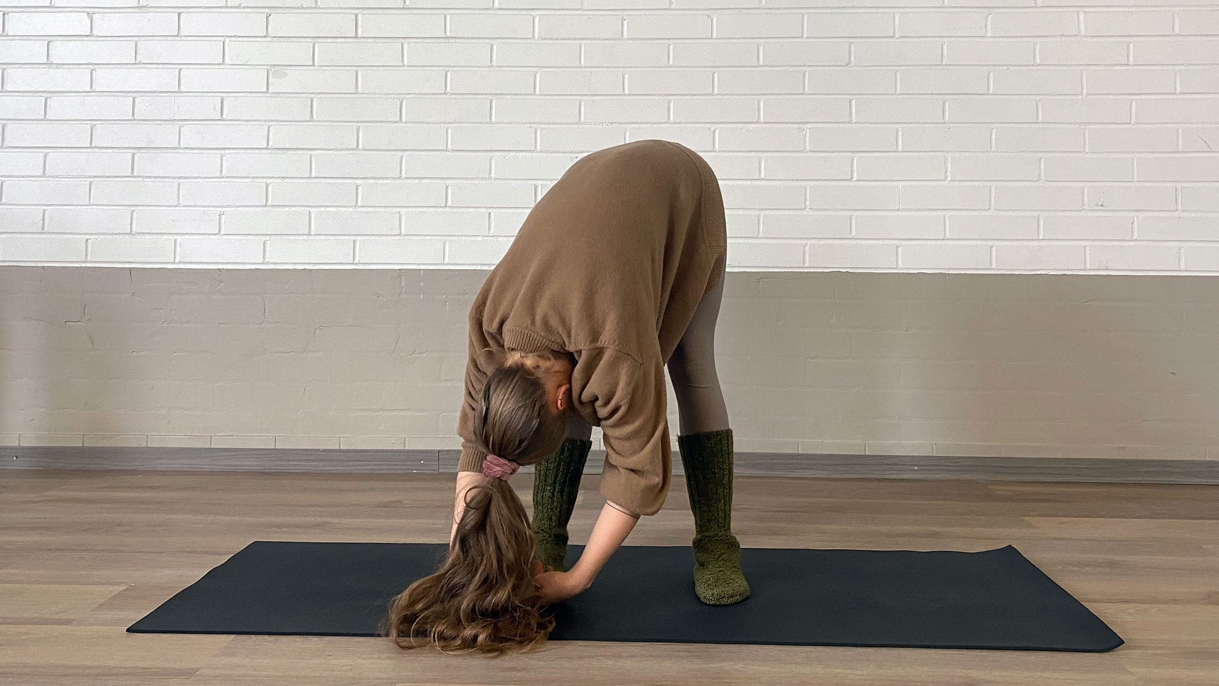 How to do standing splits at the wall in yoga - Quora