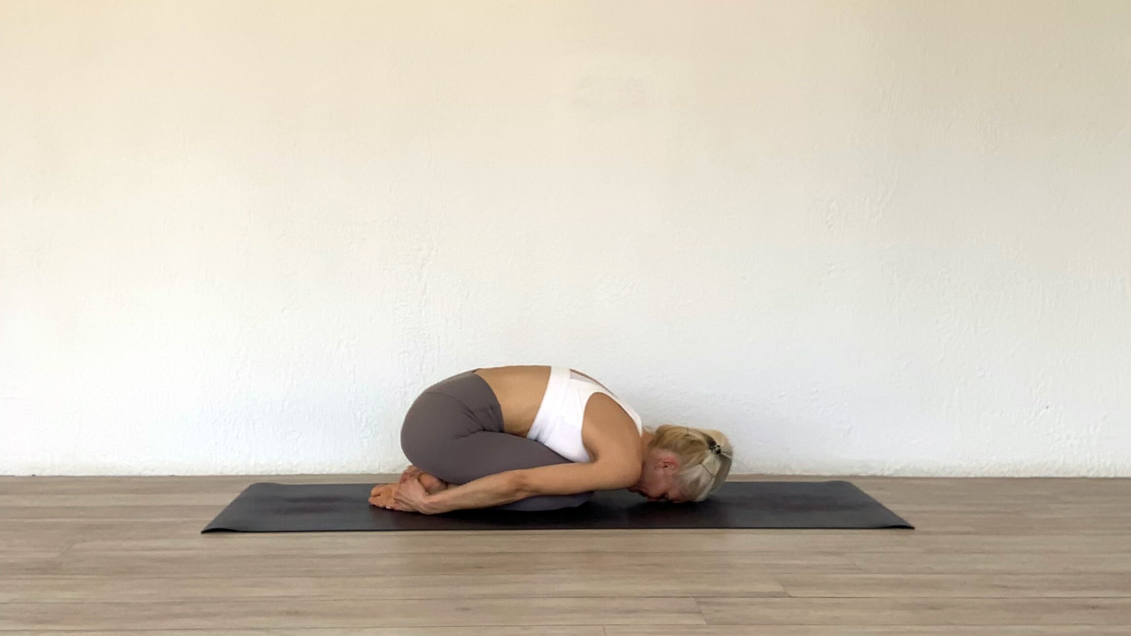 Slow Flow Vinyasa Yoga 30 Minutes Grounding Practice (Video) — Caren  Baginski