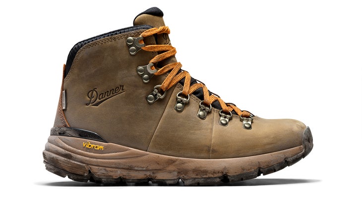 The Danner Mountain 600 in Chocolate Chip/Golden Oak
