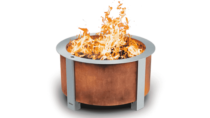 Breeo smokeless fire pit for backyard