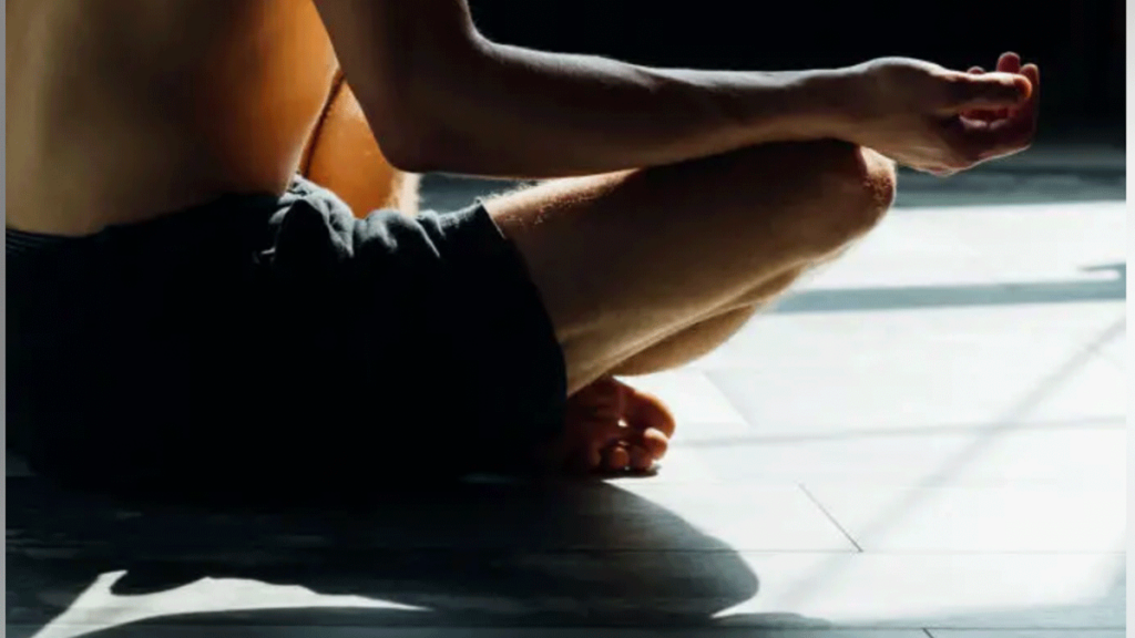 The 10 Best Yoga Shorts for Men