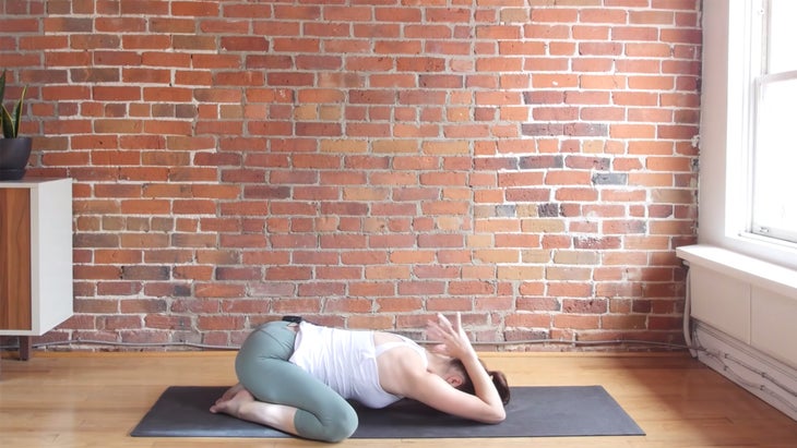 30 Min Total Body Yoga Flow  Breathe, Stretch, & Feel Your Best