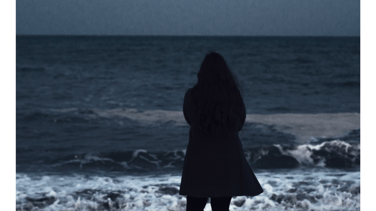 What the Full Moon in Cancer Means for You