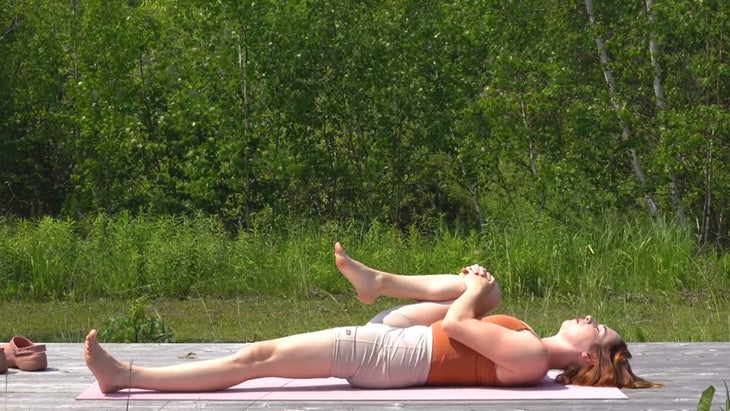 Yoga pour vous aider à ressentir la valeur de Lion