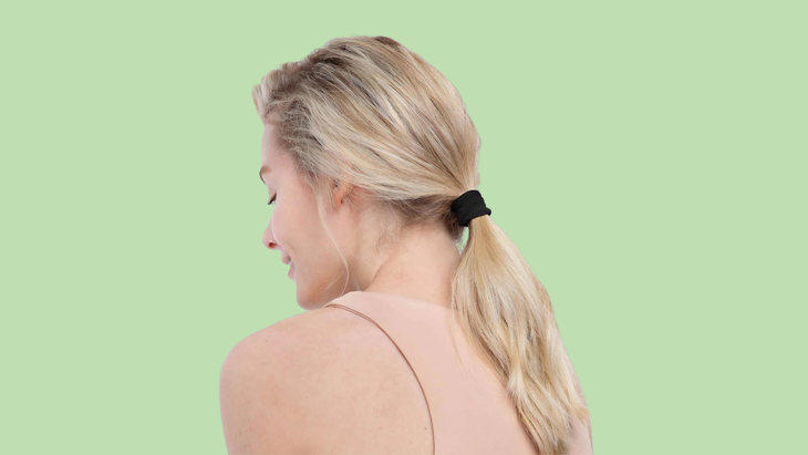 Easy black hair bands from Kitsch are an essential yoga hair accesory