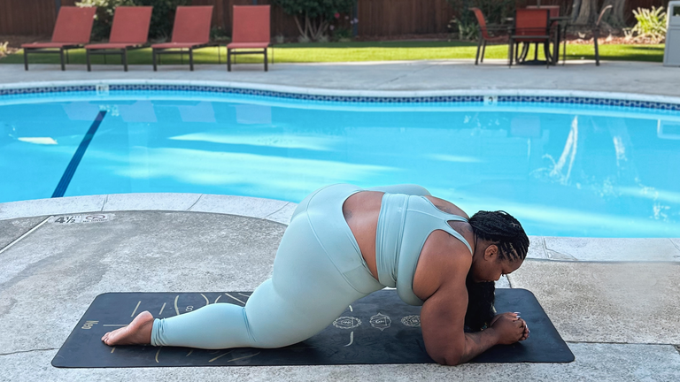 Pool Splits Open 5 Stretches for Splits Are Designed to Open Your Hips