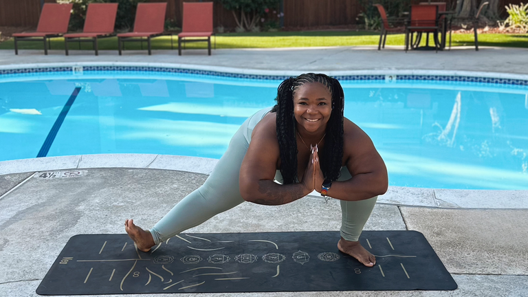 Pool Splits Open 5 Stretches for Splits Are Designed to Open Your Hips - Thesmarterspot.com
