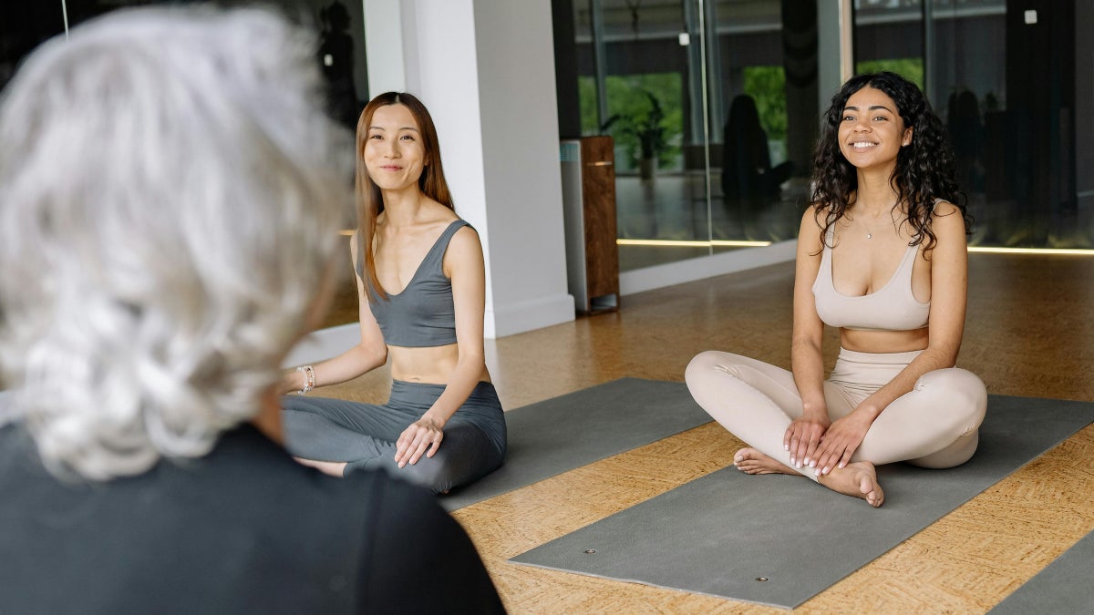 10 Thoughts I Had During My First Weekend of Yoga Teacher Training