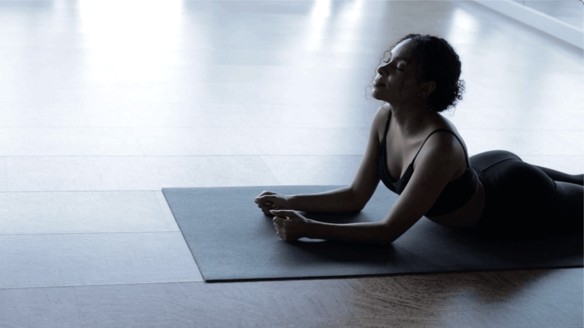 30-Minute Yoga Practice With Minimal Cues (Because Sometimes You Want Silence)