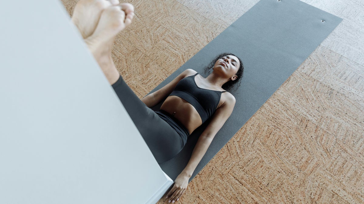 Poses to De-Puff: 4 Ways Yoga Can Encourage Lymphatic Movement