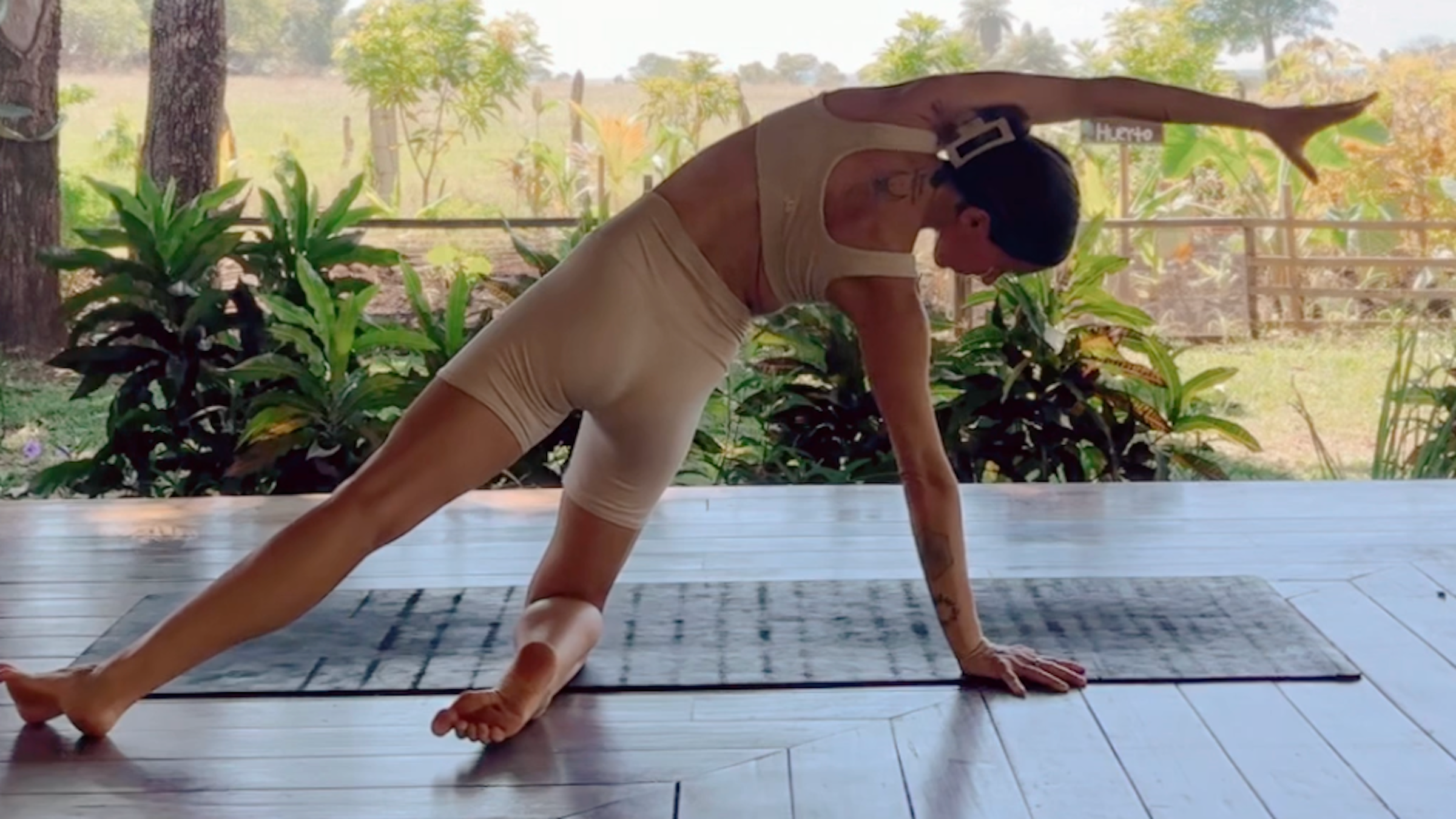 Manaba Flow This Mandala Flow Takes You All Around Your Mat